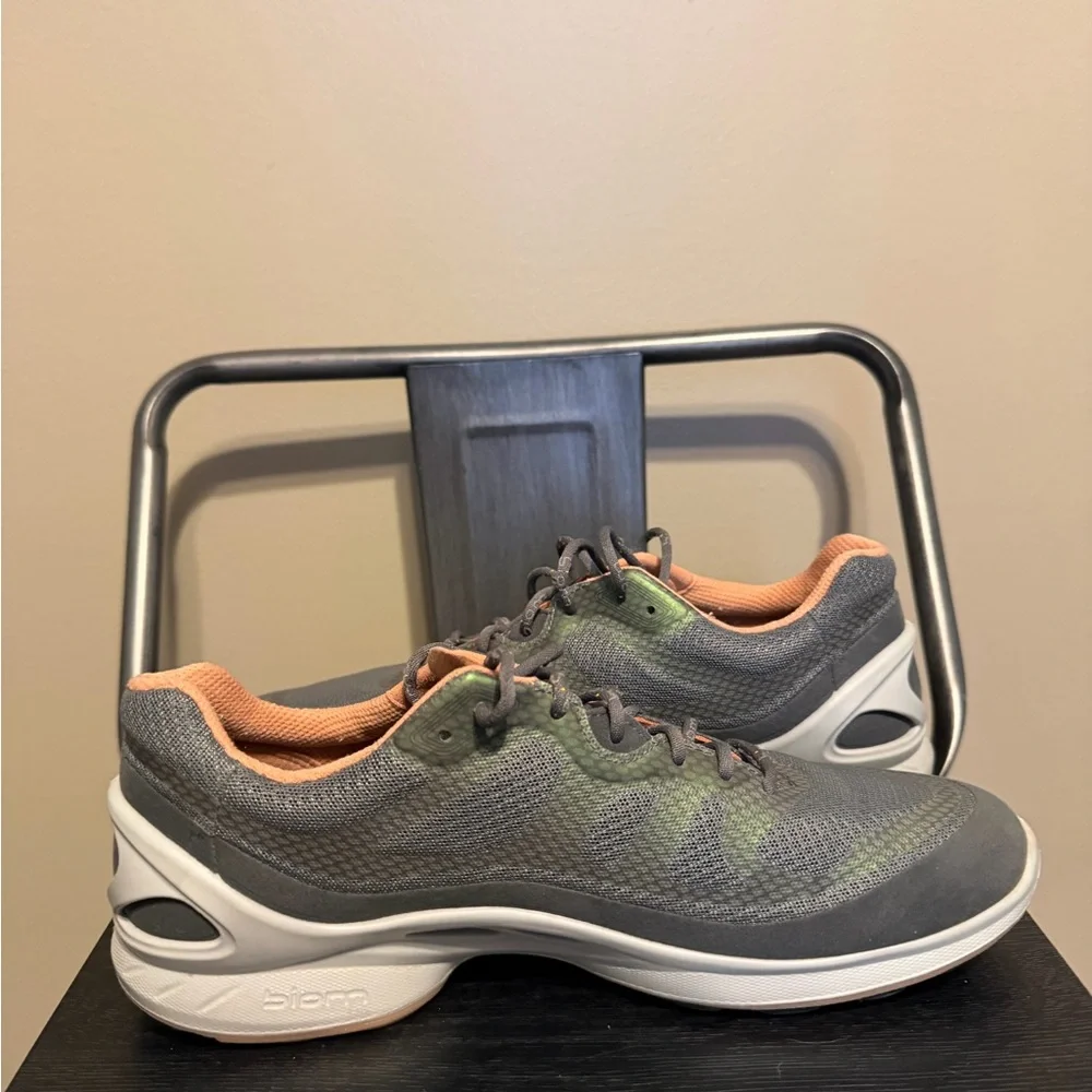 Ecco Gray and Green Women's Sneakers